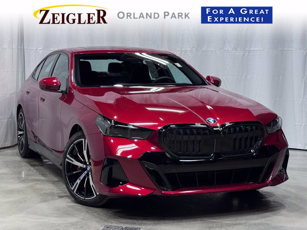 Used 2026 BMW 530i xDrive w/ M Sport Package AWD/4WD image 1