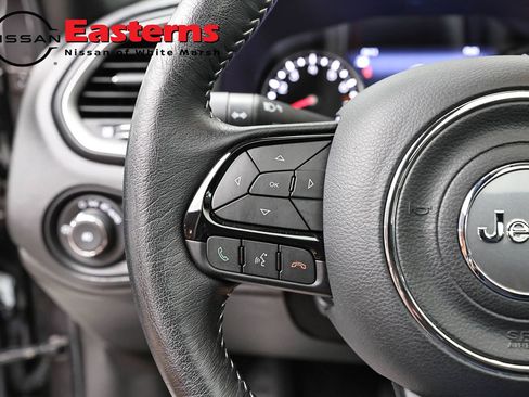 Used 2021 Jeep Renegade Latitude w/ Sun & Sound Group AWD/4WD image 15