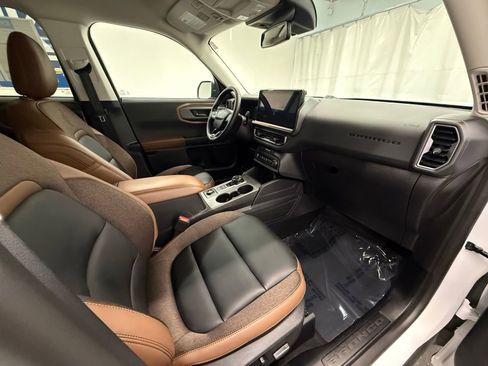 Used 2025 Ford Bronco Sport Outer Banks w/ Outer Banks Tech Package+ image 8