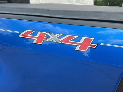 Used 2019 Chevrolet Colorado LT w/ LT Convenience Package AWD/4WD image 15