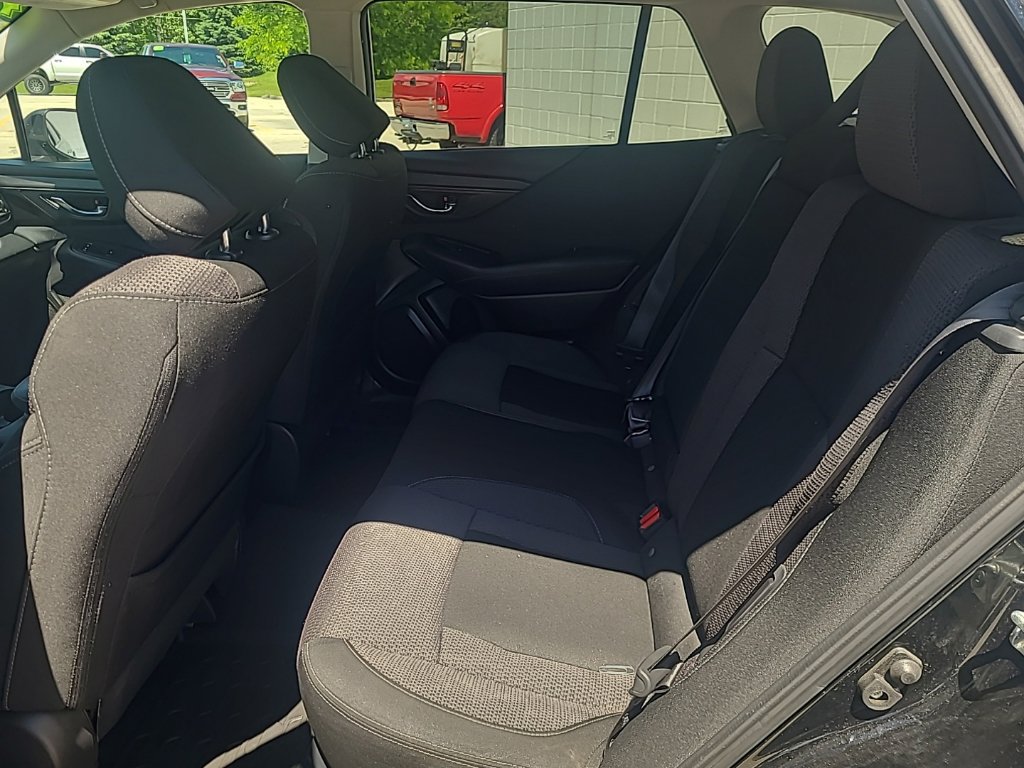 Used 2023 Subaru Outback Premium AWD/4WD image 17