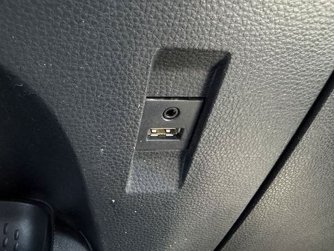 Used 2020 Toyota Corolla LE FWD image 19