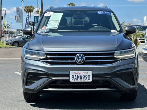 Used 2022 Volkswagen Tiguan SE FWD image 10