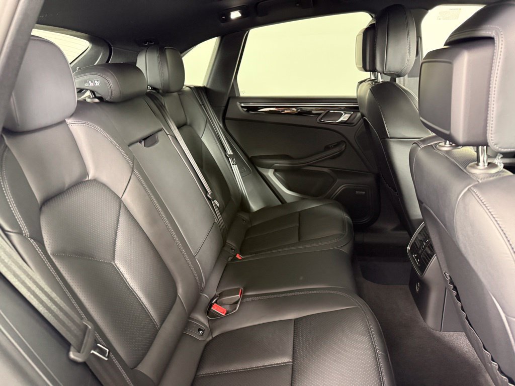 New 2026 Porsche Macan S AWD/4WD image 18