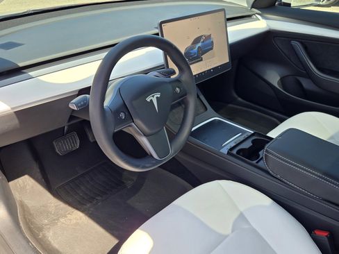 Used 2023 Tesla Model 3 Long Range image 10