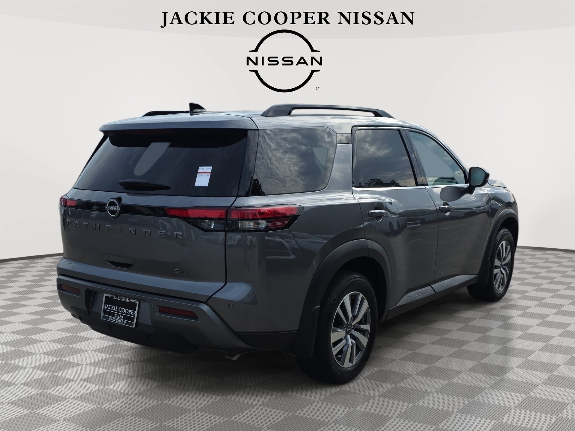 New 2026 Nissan Pathfinder SL w/ Cargo Package FWD image 5