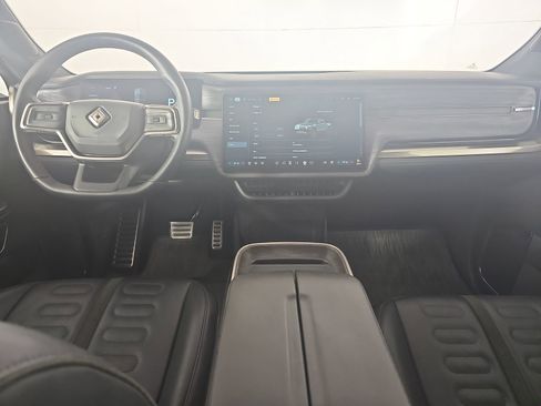 Used 2022 Rivian R1T Launch Edition image 26