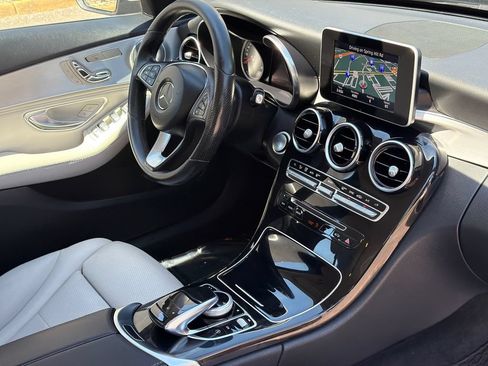 Used 2015 Mercedes-Benz C 300 4MATIC Sedan image 7