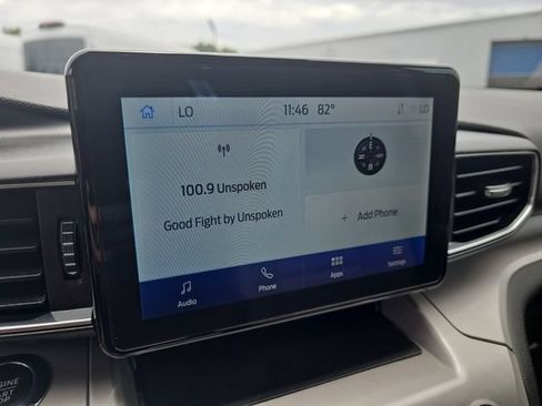 Certified 2024 Ford Explorer XLT w/ Equipment Group 202A RWD image 26
