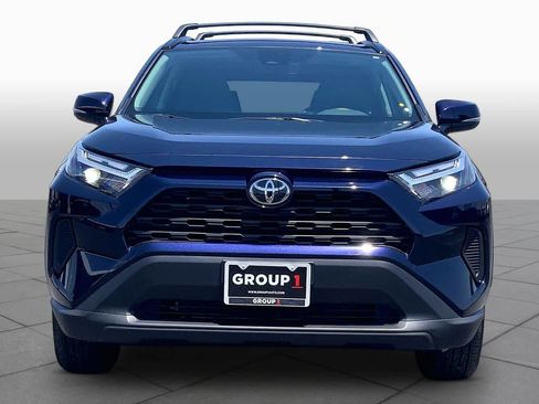 Used 2025 Toyota RAV4 XLE w/ Convenience Package AWD/4WD image 4