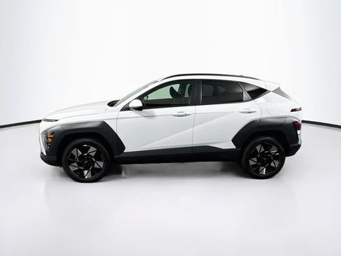 Used 2025 Hyundai Kona SEL AWD/4WD image 5