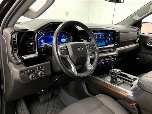 Used 2024 Chevrolet Silverado 1500 RST w/ Redline Edition image 16