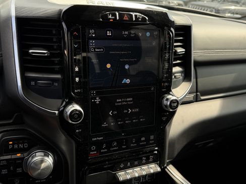 Used 2023 RAM 1500 Laramie AWD/4WD image 15