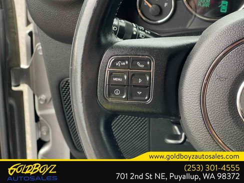 Used 2013 Jeep Wrangler Sport AWD/4WD image 19