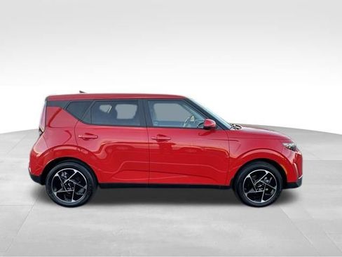 Used 2025 Kia Soul EX image 9