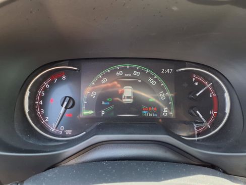 Certified 2024 Toyota RAV4 XLE FWD image 18