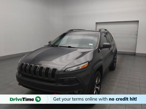 Used 2018 Jeep Cherokee Trailhawk image 1