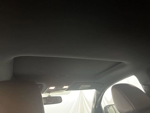 Used 2017 Toyota Tacoma Limited w/ Tow Package image 21