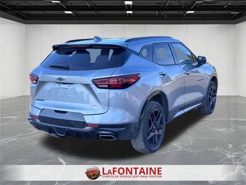 Used 2024 Chevrolet Blazer RS w/ Enhanced Convenience Package image 6