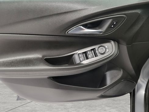 Used 2025 Buick Encore GX Preferred image 25