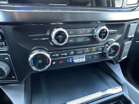 New 2026 Ford F250 Lariat w/ Black Appearance Package AWD/4WD image 34