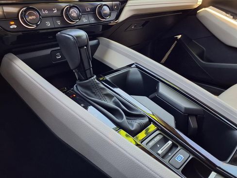 Used 2023 Honda Accord EX-L image 29