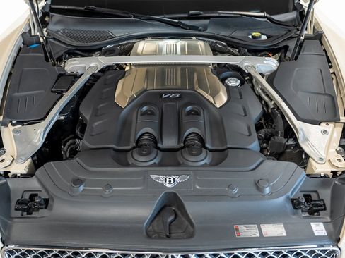 Used 2020 Bentley Continental GT V8 image 58