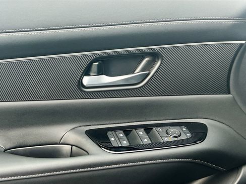 New 2026 Nissan Murano SV image 17