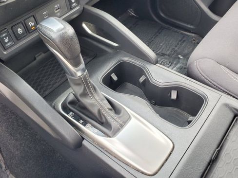 Used 2022 Nissan Frontier SV image 24