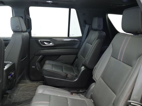 Used 2022 Chevrolet Tahoe RST w/ Luxury Package AWD/4WD image 18