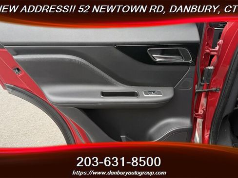 Used 2019 Jaguar F-PACE Premium AWD/4WD image 25