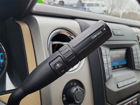 Used 2013 Ford F150 XLT w/ Luxury Equipment Group image 17