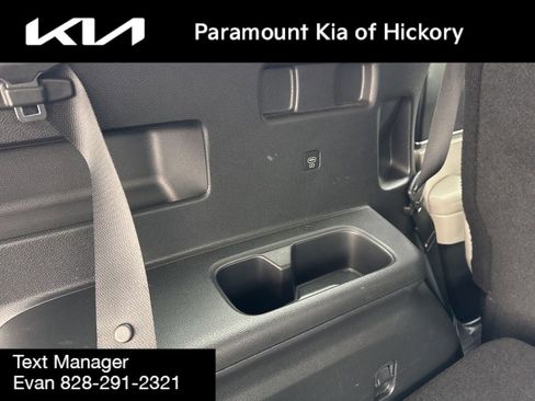 Used 2023 Kia Telluride S image 13