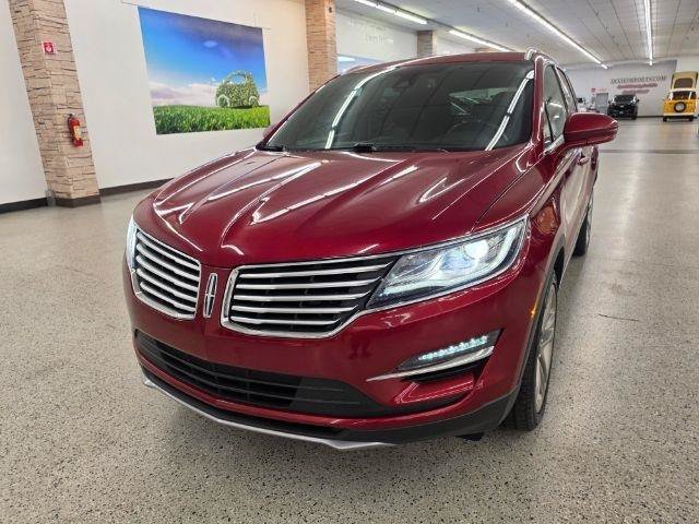 Used 2017 Lincoln MKC Reserve w/ Lincoln MKC Climate Package AWD/4WD image 3