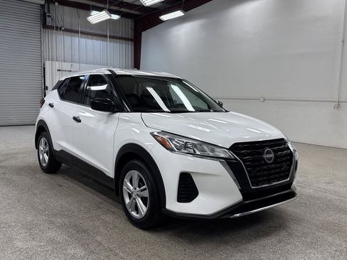 Used 2024 Nissan Kicks S image 22