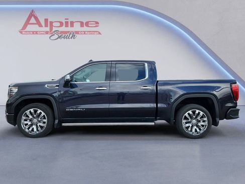Used 2023 GMC Sierra 1500 Denali w/ Denali Reserve Package AWD/4WD image 2