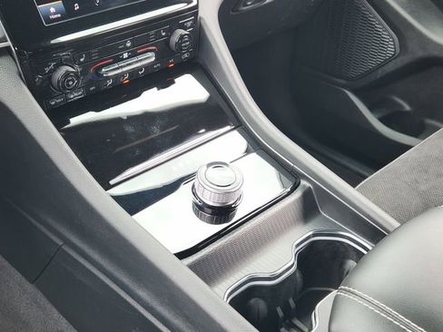 Certified 2025 Jeep Grand Cherokee L Altitude image 18