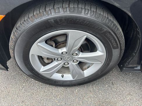 Used 2020 Honda Odyssey EX image 17