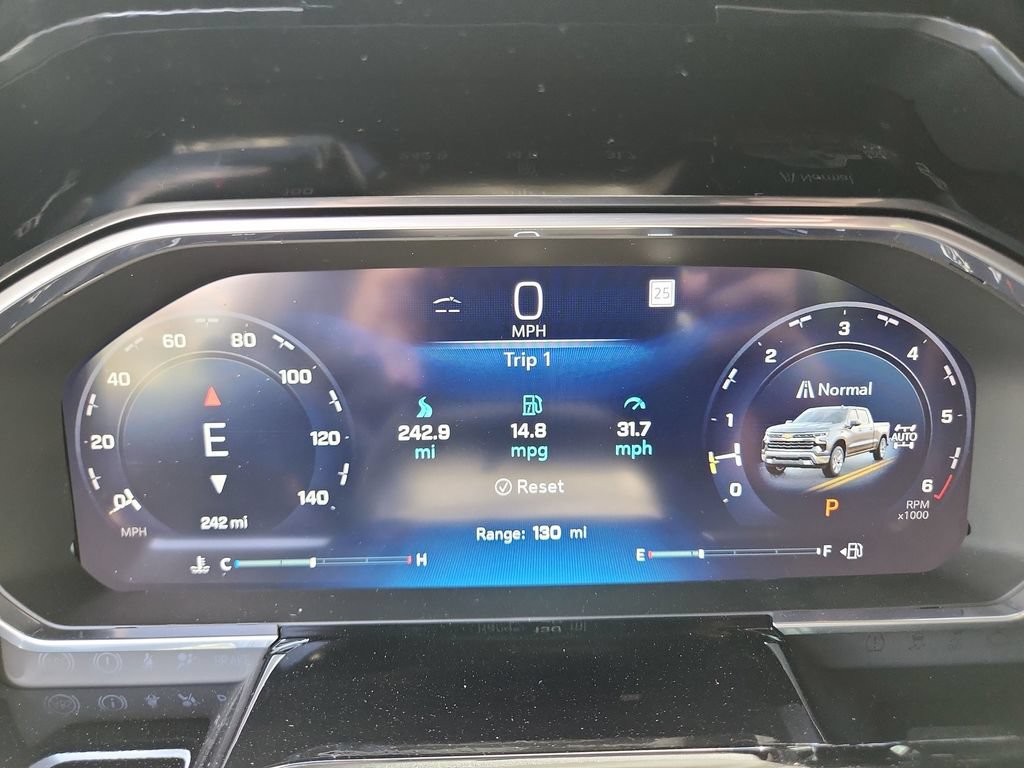 New 2026 Chevrolet Silverado 1500 RST w/ Redline Edition AWD/4WD image 18