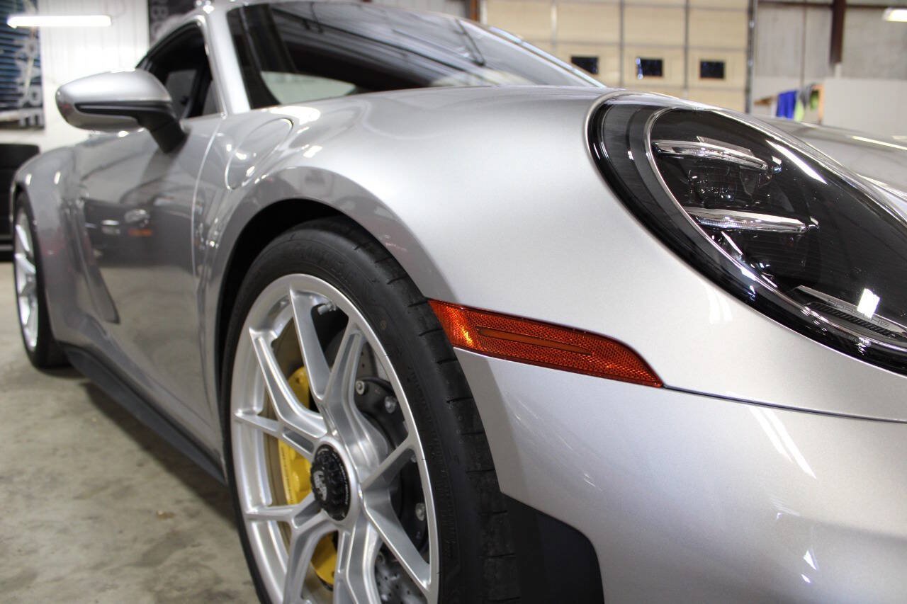 Used 2026 Porsche 911 GT3 RWD image 13