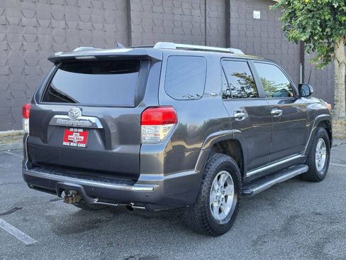 Used 2010 Toyota 4Runner SR5 w/ Convenience Pkg AWD/4WD image 7