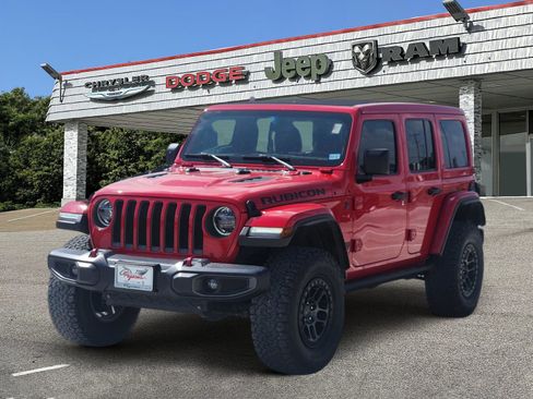 Used 2021 Jeep Wrangler Unlimited Rubicon w/ Xtreme Recon 35" Tire Package AWD/4WD image 2