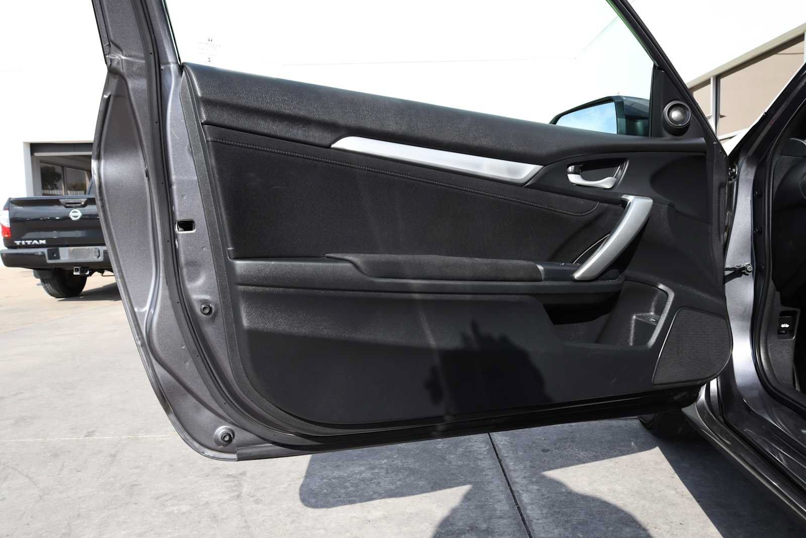 Used 2019 Honda Civic EX image 35
