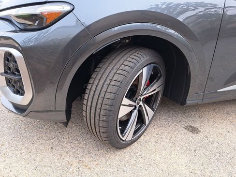 New 2025 Audi SQ5 Premium Plus image 34