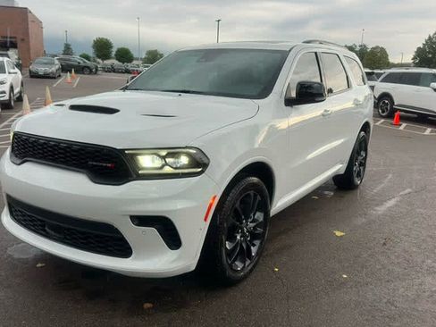 Used 2025 Dodge Durango GT AWD/4WD image 7