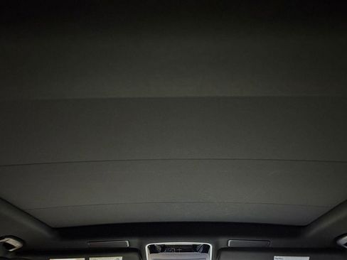 Used 2020 Land Rover Range Rover Sport HSE image 16