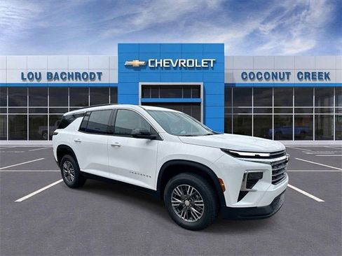 New 2026 Chevrolet Traverse LT image 2