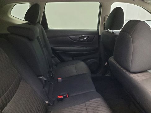 Used 2020 Nissan Rogue SV AWD/4WD image 19