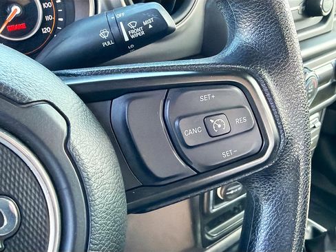 Certified 2021 Jeep Wrangler Sport image 37