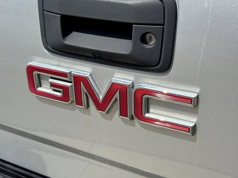 Used 2015 GMC Sierra 3500 SLE w/ SLE Preferred Package AWD/4WD image 14